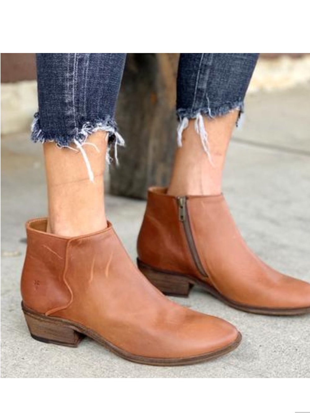 $348 Frye Carson Piping Cognac Brown Leather Zip  Round Toe Ankle Boots 6.5